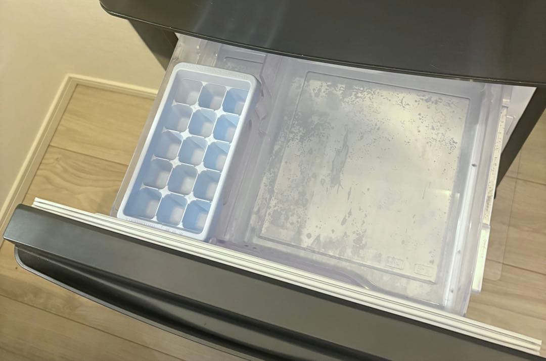 三菱　冷蔵庫　MR-P15H-H マットチャコール