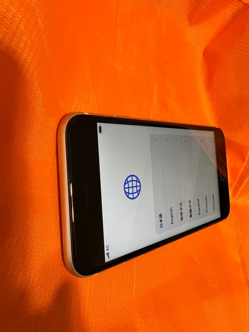 iPhoneSE【第2世代/2020年発売】美品　第二世代　SIMフリー