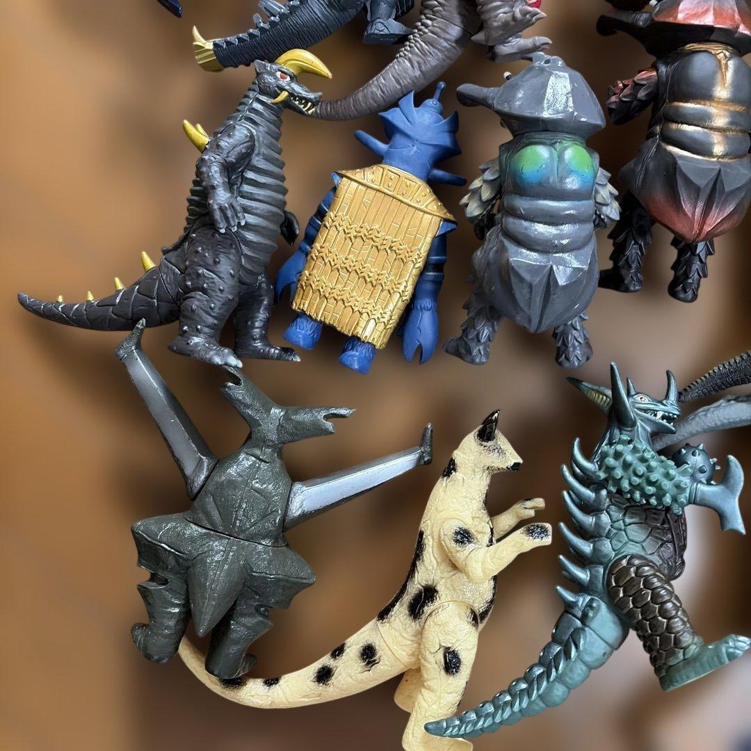 ウルトラマン　ソフビ　怪獣　フィギュア　セット　まとめ　65個