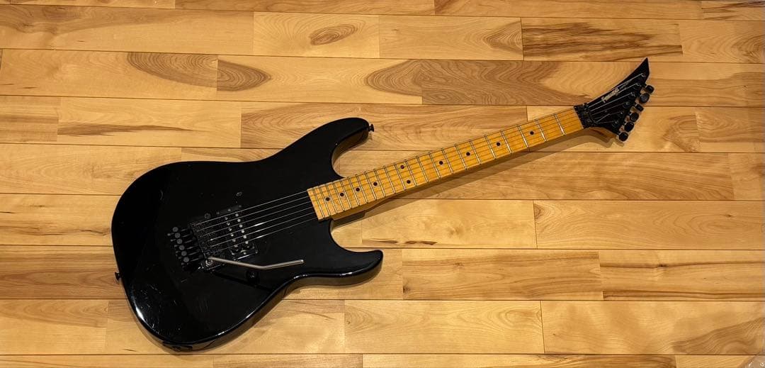 Fernandes STJタイプ　リバースヘッド