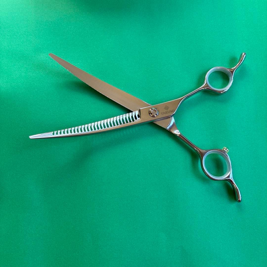 カーブ刃セニングシザー 7インチ　ワンダーカーブシザー