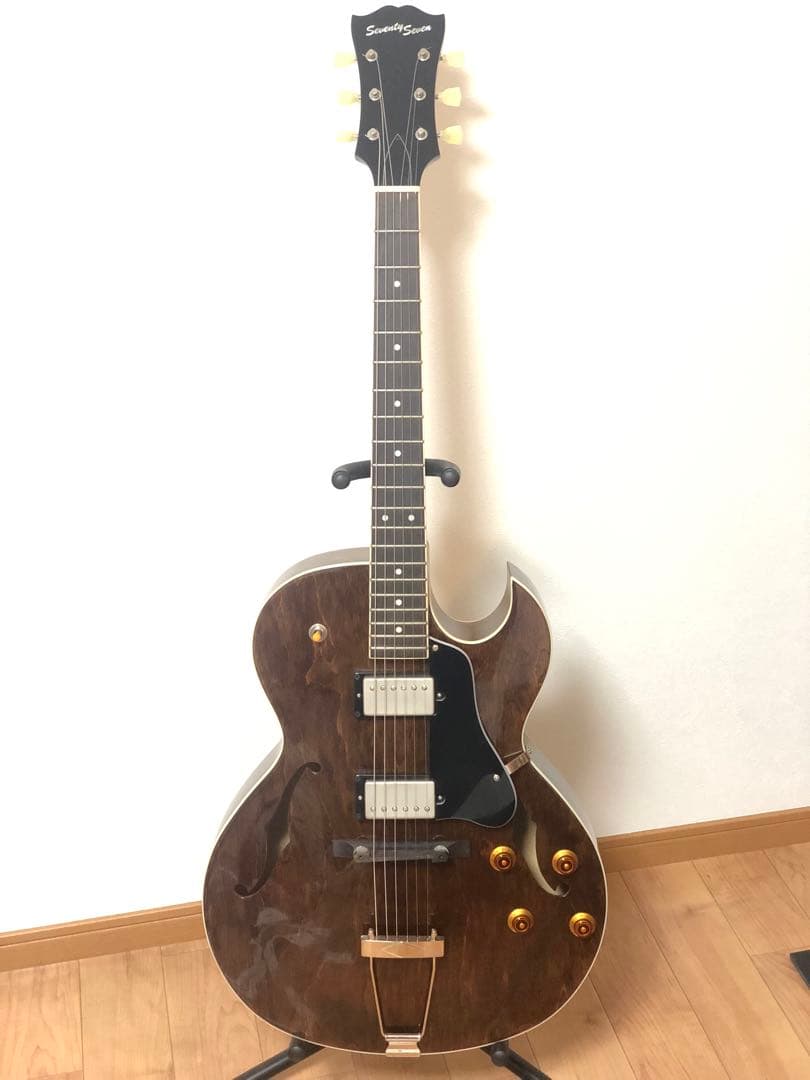 Seventy Seven エレキギター ブラウン　フルアコ