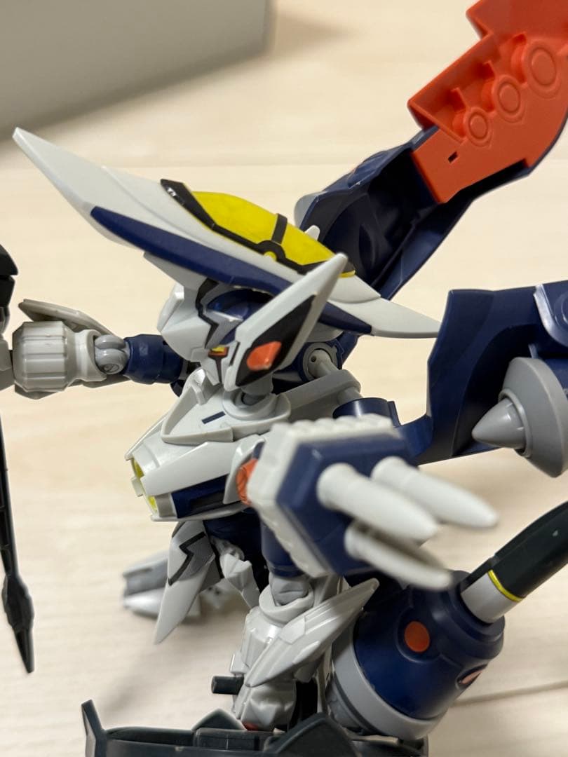 ダンボール戦機 LBX オーレギオン