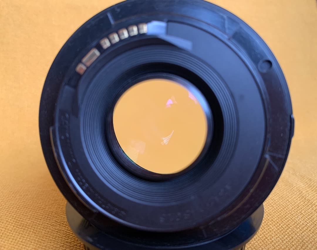 Canon(キヤノン）EF 50mm f/1.8 II レンズ