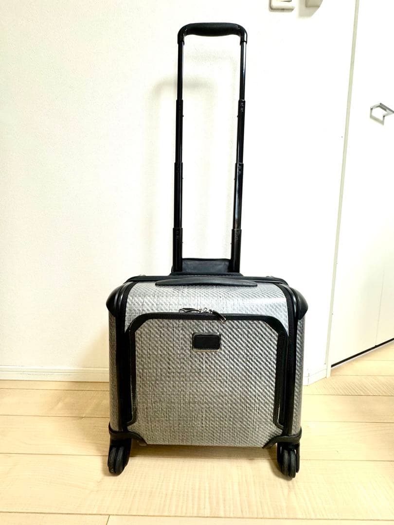 TUMI トゥミ　テグラライト　小型キャリーケース 4輪