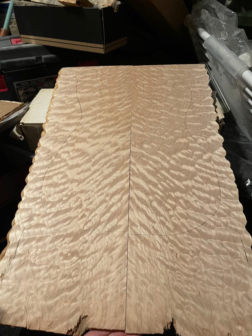 キルテッドメイプルドロップトップ　ギター用