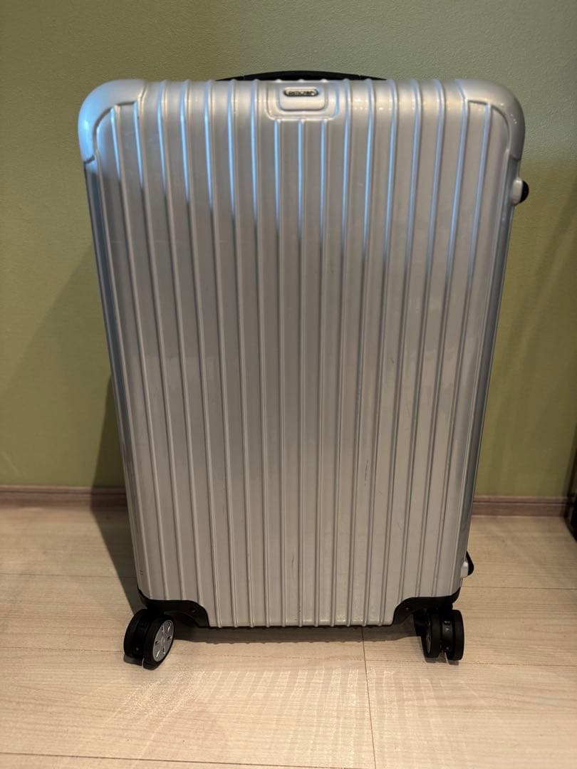 リモワ　サルサ　810.70-4　78リットル　中古美品　4輪 シルバー