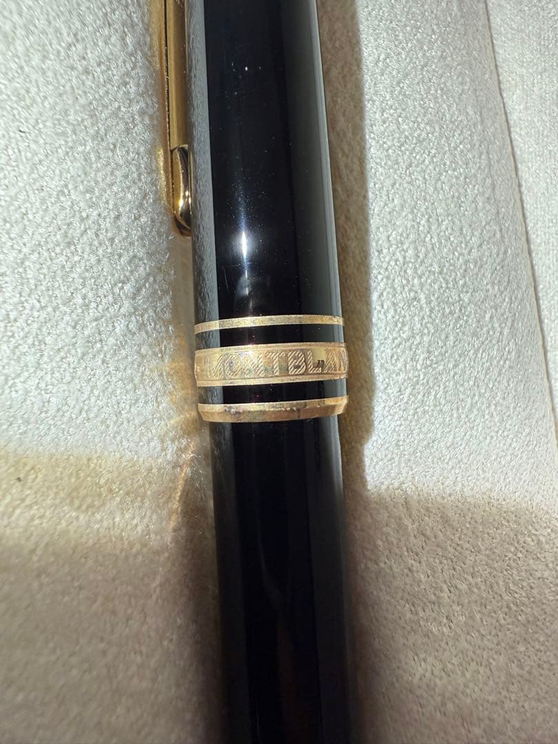 MONT BLANC 黒 ボールペン 本体
