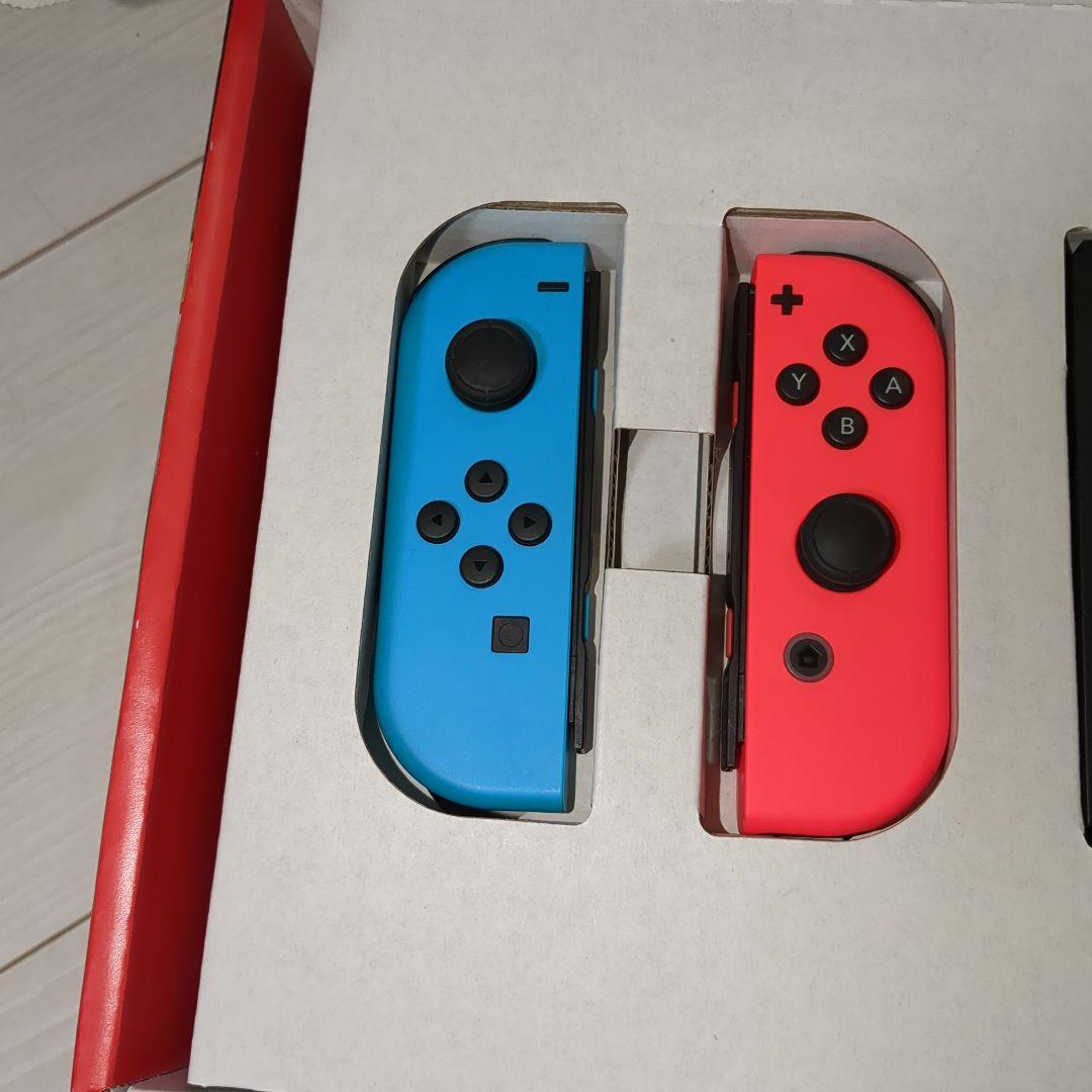 2022年製　✨超美品✨　ニンテンドースイッチ バッテリー強化版　動作確認済み