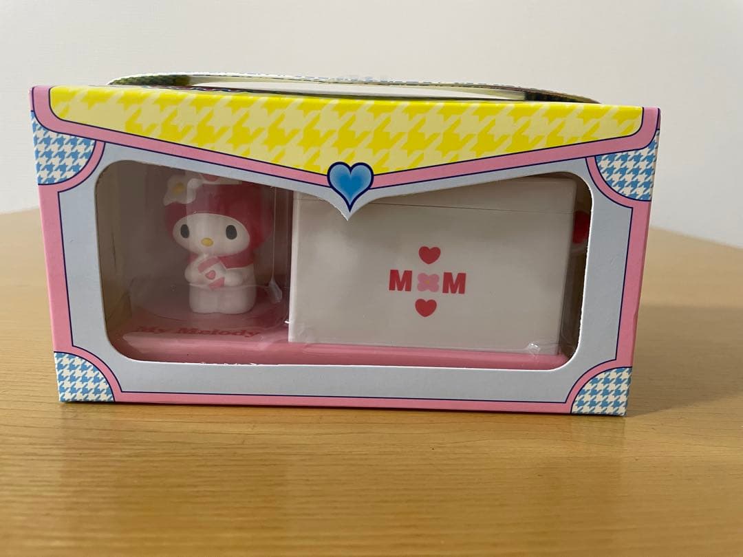 マイメロディ　ワンタッチ綿棒ケース　サンリオ　置物