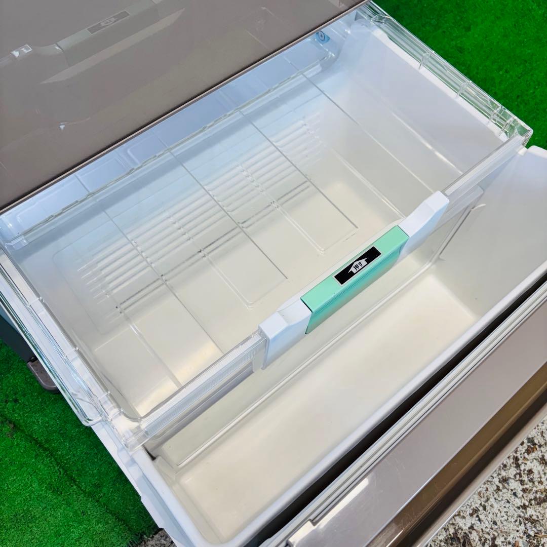 日立 415L 冷蔵庫 大容量 ガラストップ 真空チルド【地域限定配送無料】