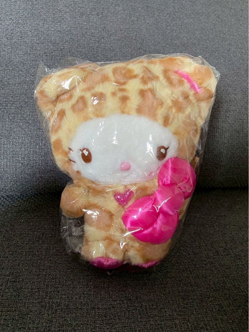 ハローキティ ぬいぐるみ　フィギュア　キーホルダー　ポーチ