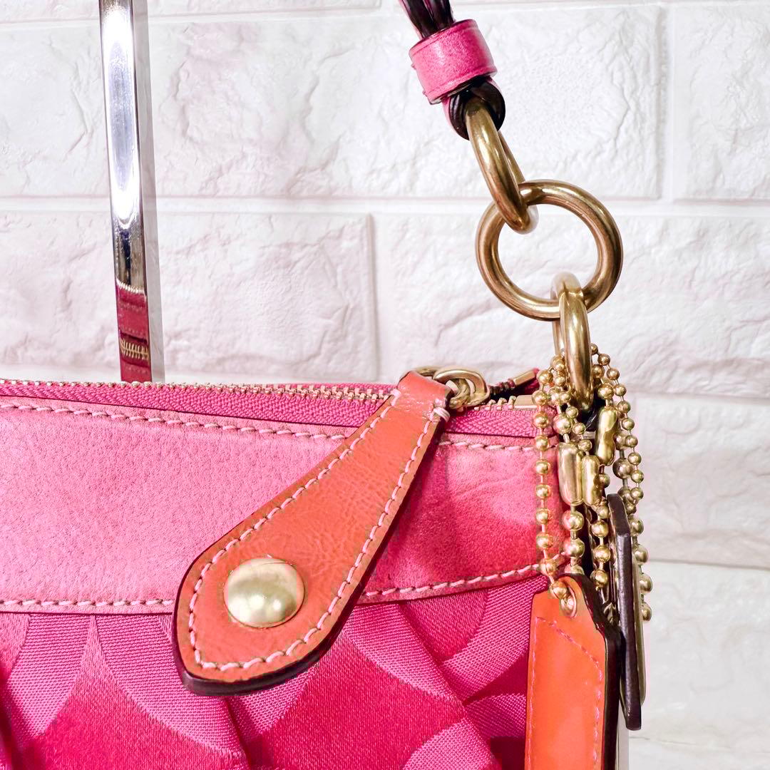 希少✨COACH コーチ オプアート シグネチャー ワンショルダー ハンドバッグ