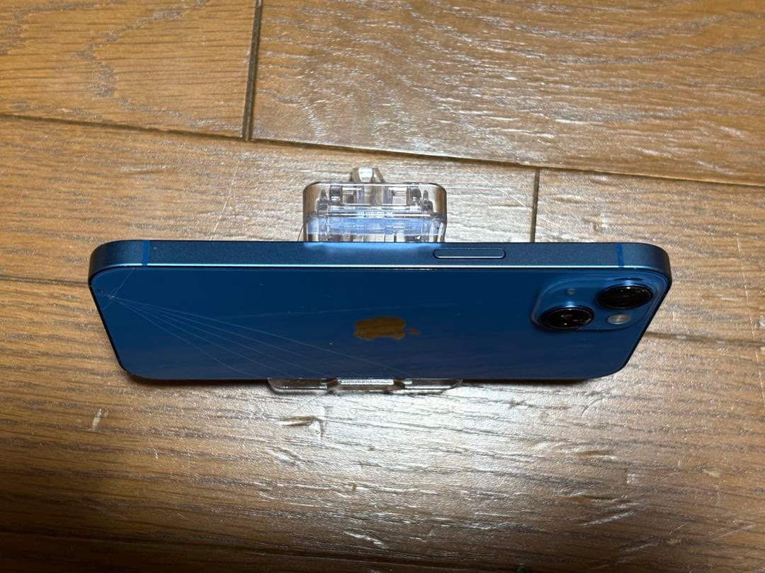 【箱付き】Apple iPhone 13 本体128GB ひび割れ有