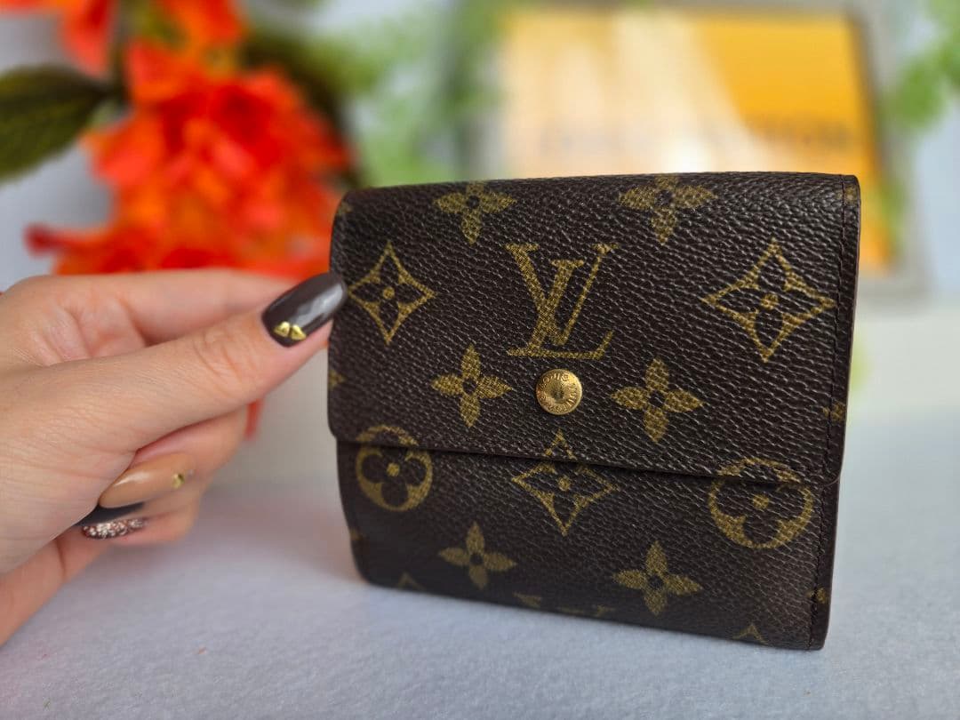 Louis Vuitton ルイヴィトン モノグラム 三つ折り財布☺︎