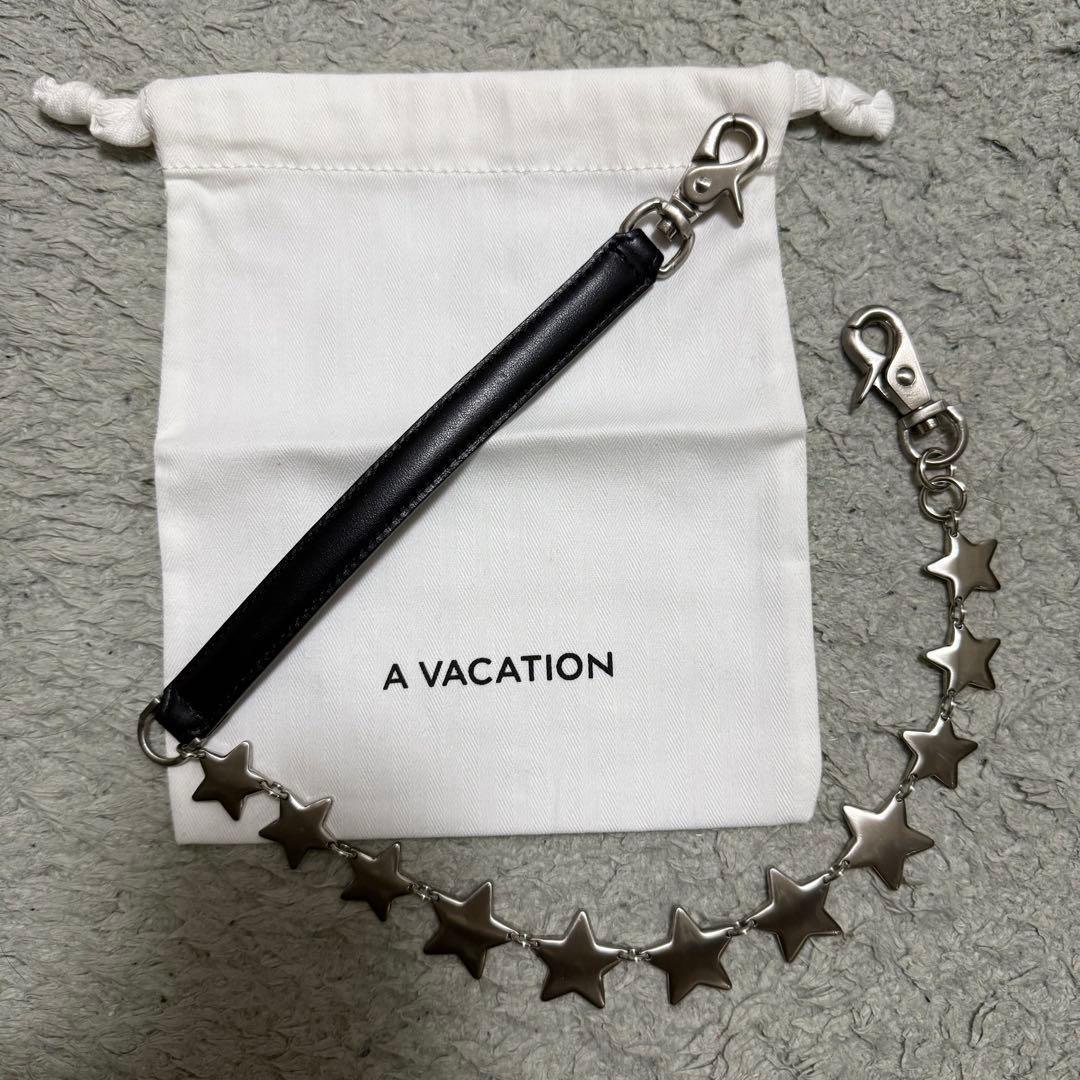 A VACATION × THE NIME STAR WALLET CHAIN
