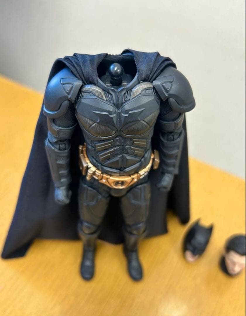 INARTバットマン ダークナイト ライジング」1/12 デラックス　台座箱なし