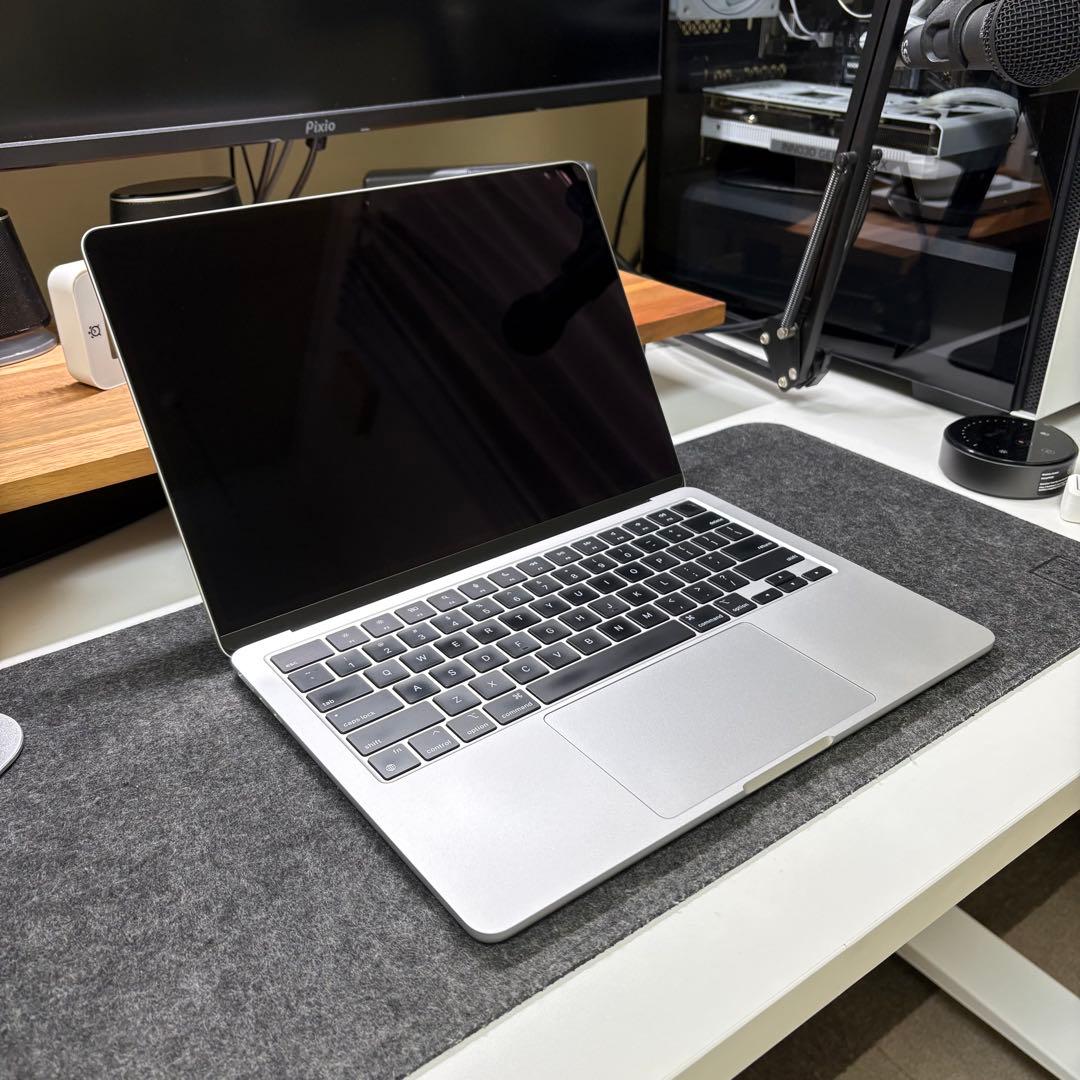 MacBook本体 Macbook Air M2 | 16GB | 256GB