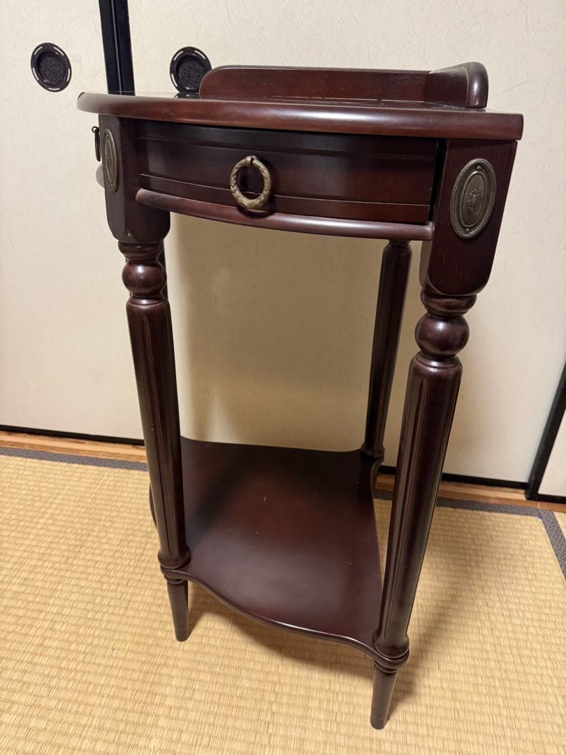 アンティーク　コンソールテーブル　コーナー三角