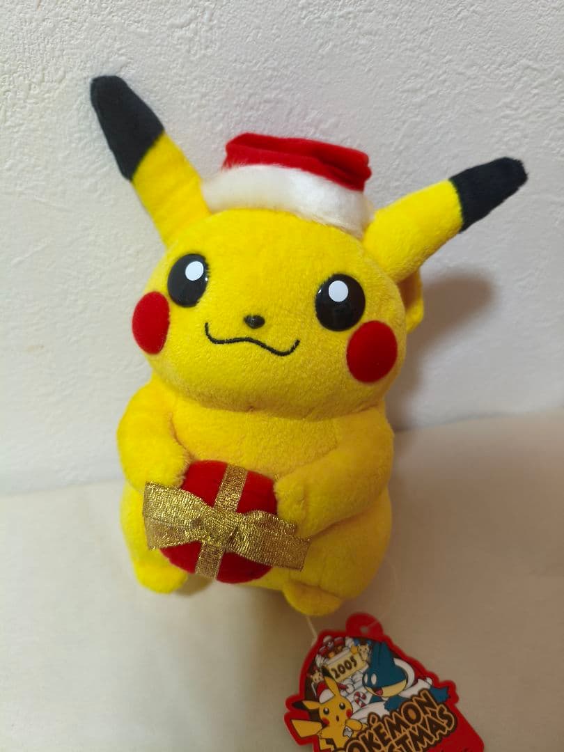 ポケモン クリスマス ピカチュウ ぬいぐるみ 2005