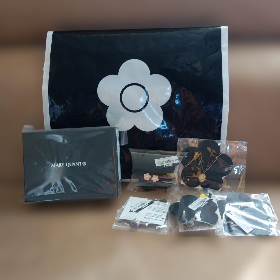 ★新品★MARY QUANT マリークヮント 2026 ハッピーバッグ 福袋