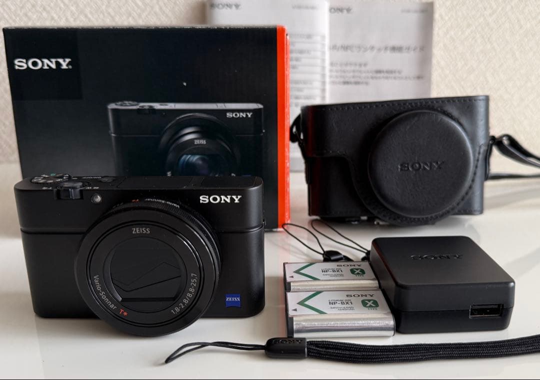 Sony Cyber-shot DSC-RX100M3 純正ケース付き