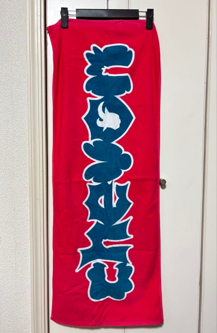 【あめちゃん　さん専用】Chevon 初期タオル　廃盤　赤