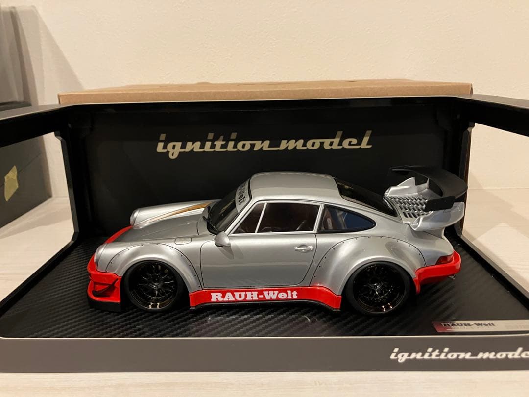 美品　1/18 IGモデル ポルシェ RWB 930