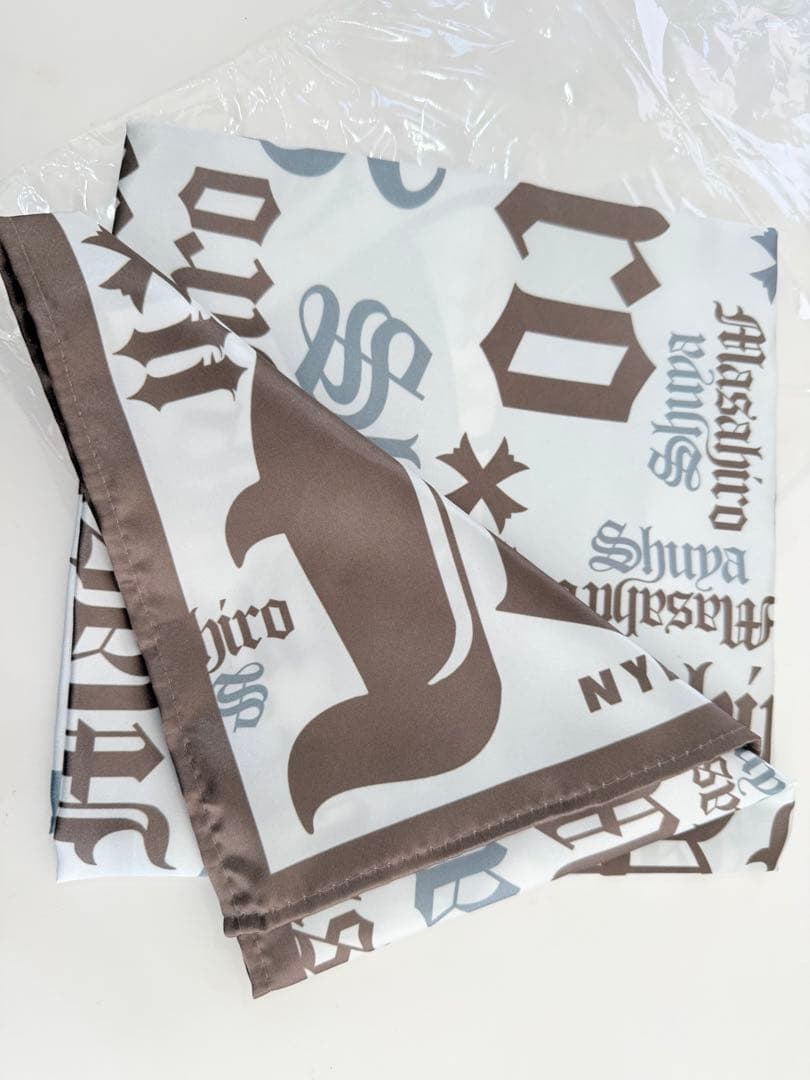 超特急　シューヤ　マサヒロ　スカーフ