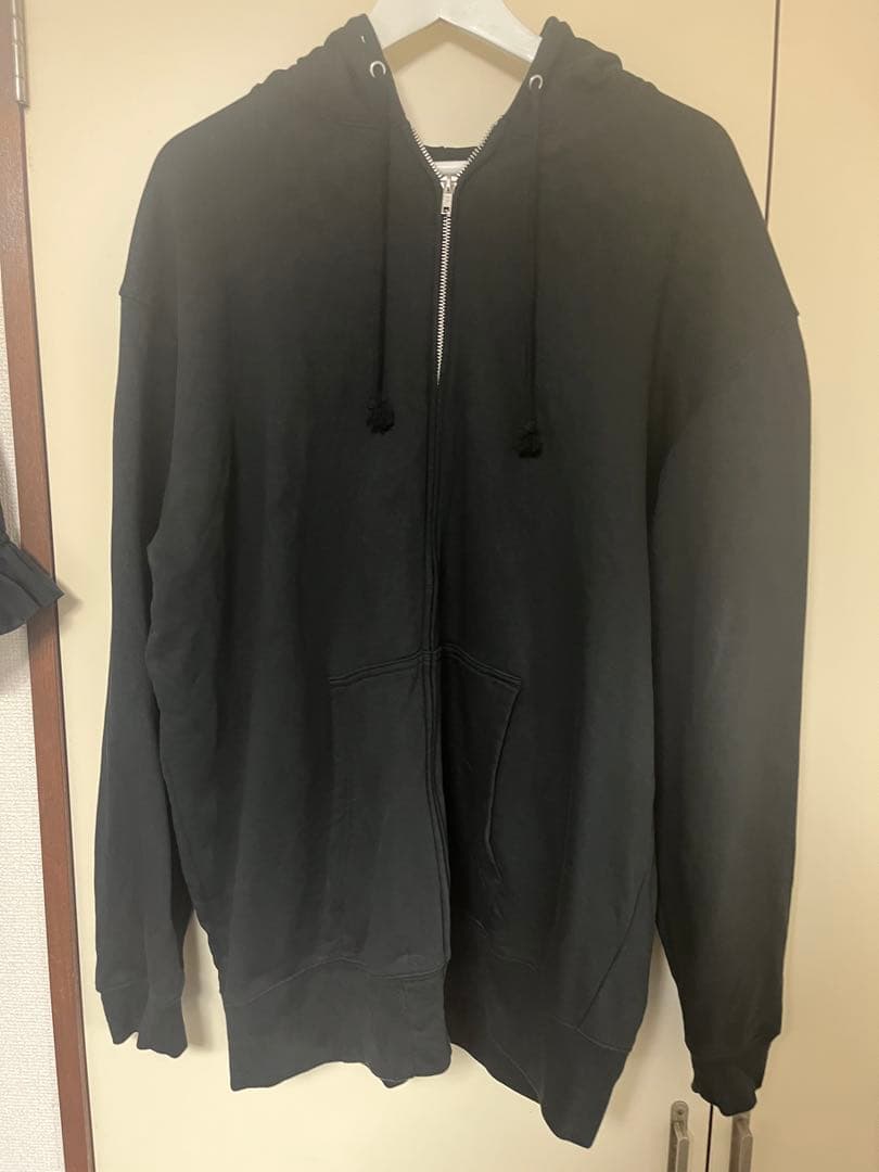 【受注生産】Chevon 谷絹茉優カラー　パーカー　フルジップ