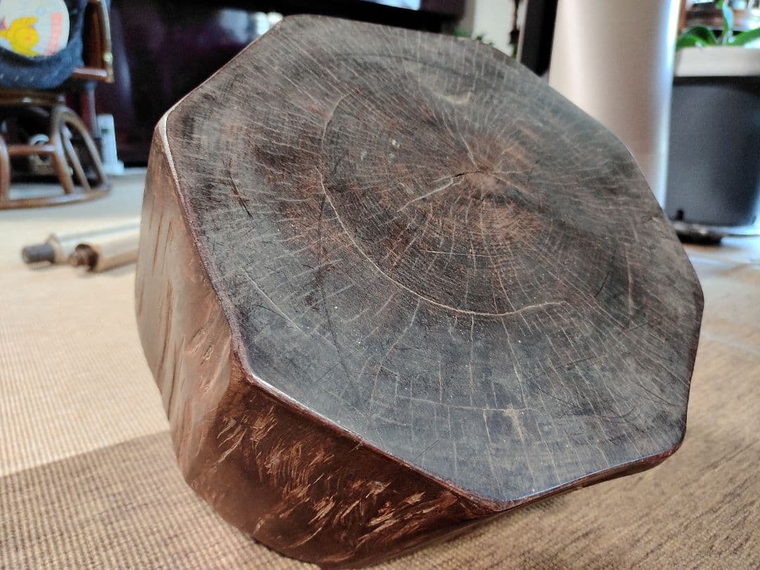 レア　多分　紫檀の台