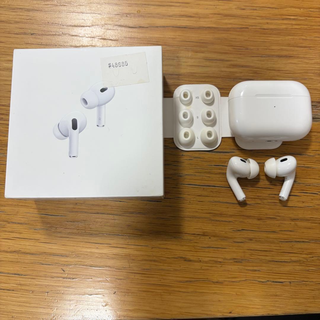 Apple銀座店購入 AirPods Pro 第二世代 本体 Lightning