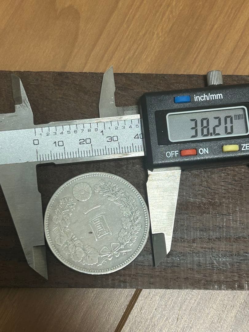明治 二十四年一圓 銀貨 龍の彫刻 26.90g【小頭二】