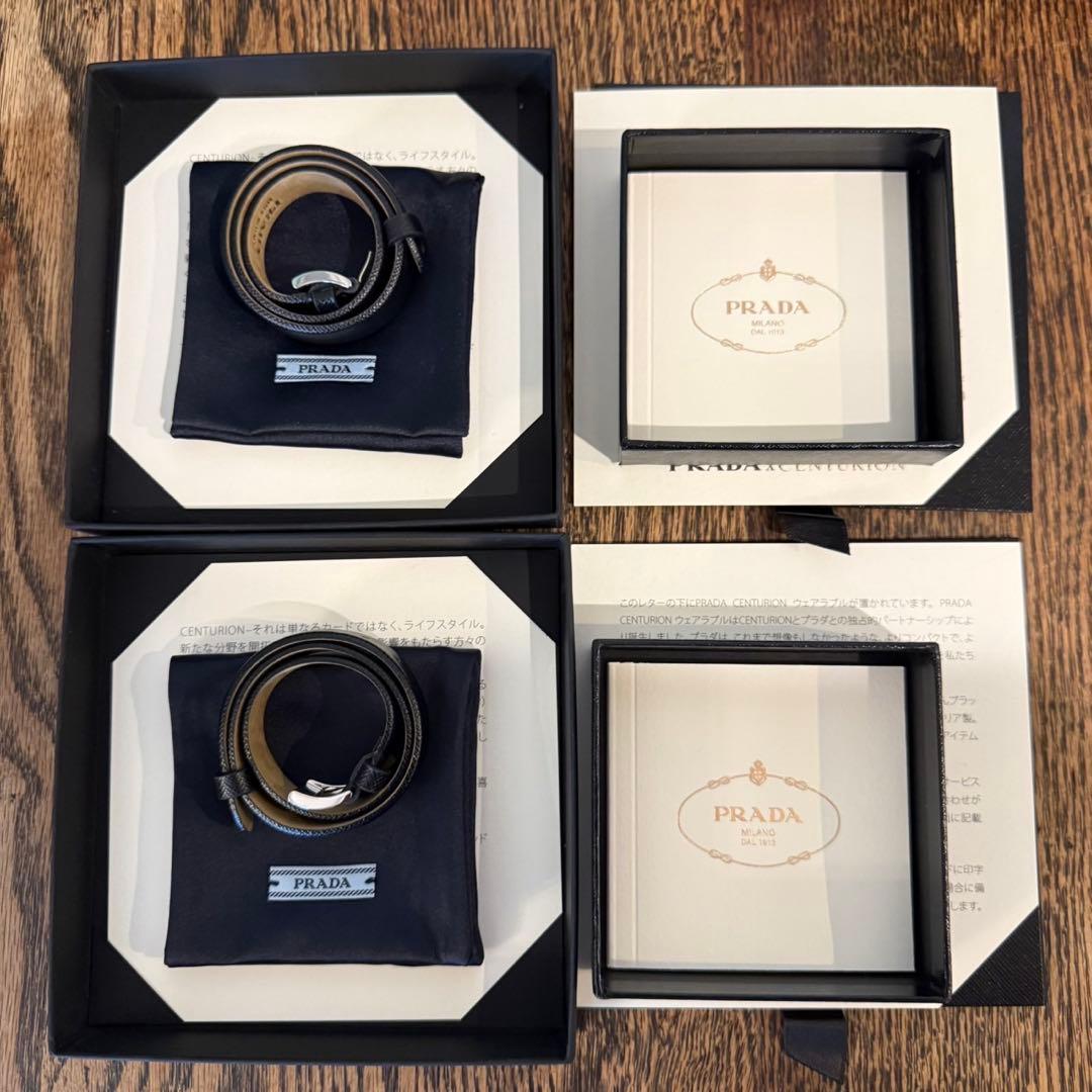 アメックスセンチュリオンカード限定 PRADA ブレスレット型ウェアラブル
