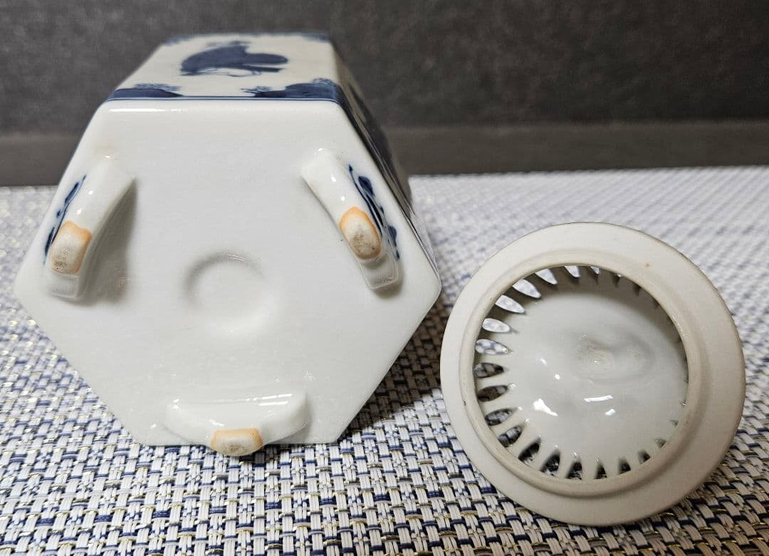 伊万里染付　双鹿摘み　人物図　六角形　香炉　茶道具　茶器　香道具　香道　香　香木