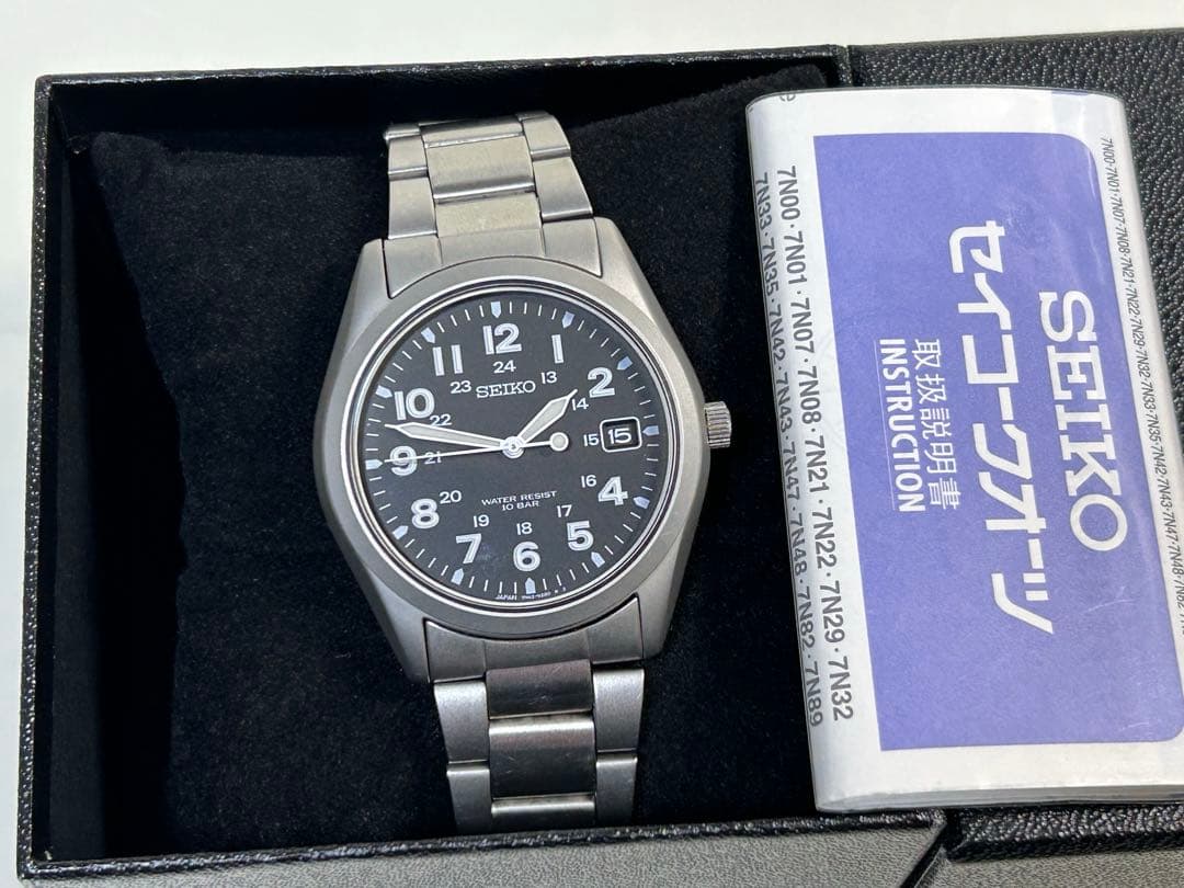 完動極美品 SEIKO ミリタリー SBCA001 7N42-8260 黒文字盤