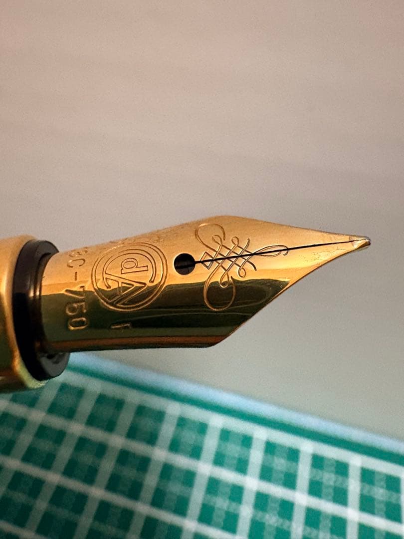 【匿名配送】カランダッシュバリアス18金ペン先付きニブのみ（ボディーなし） ⚠️有