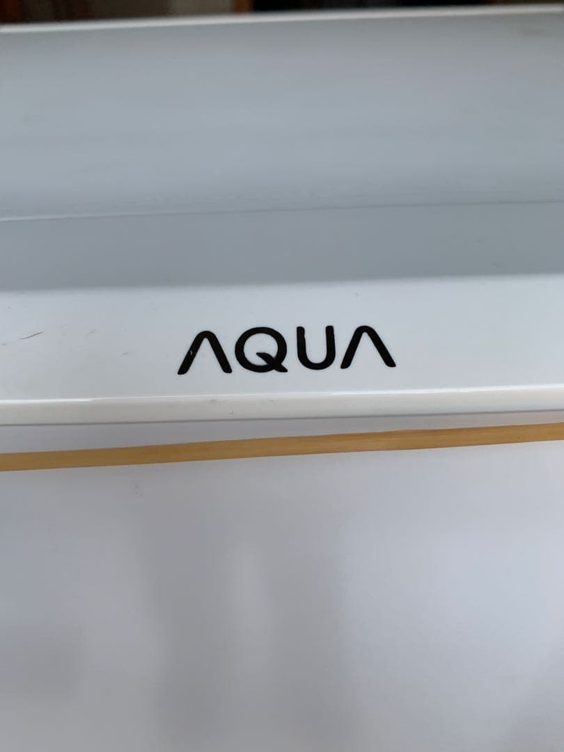 AQR-E13J(W) 冷蔵庫 2020年製