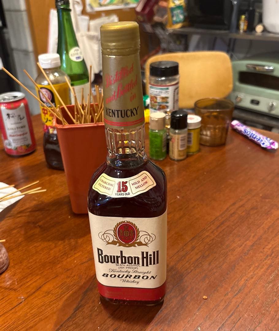 Bourbon Hill 15年 バーボンウイスキー　空き瓶として　インテリアに