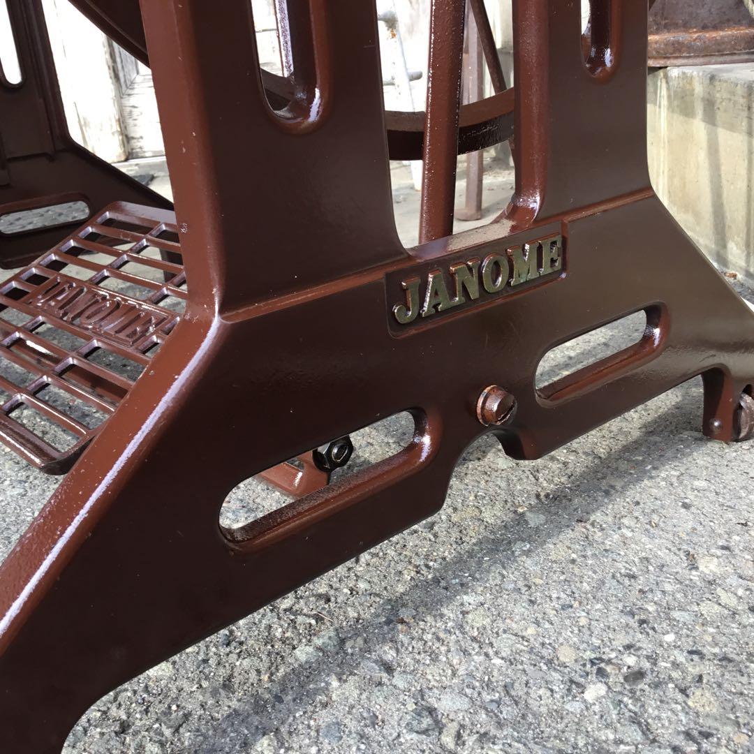 JACK　ジャノメ職業用足踏みミシン鉄脚　大型　 テーブルに！