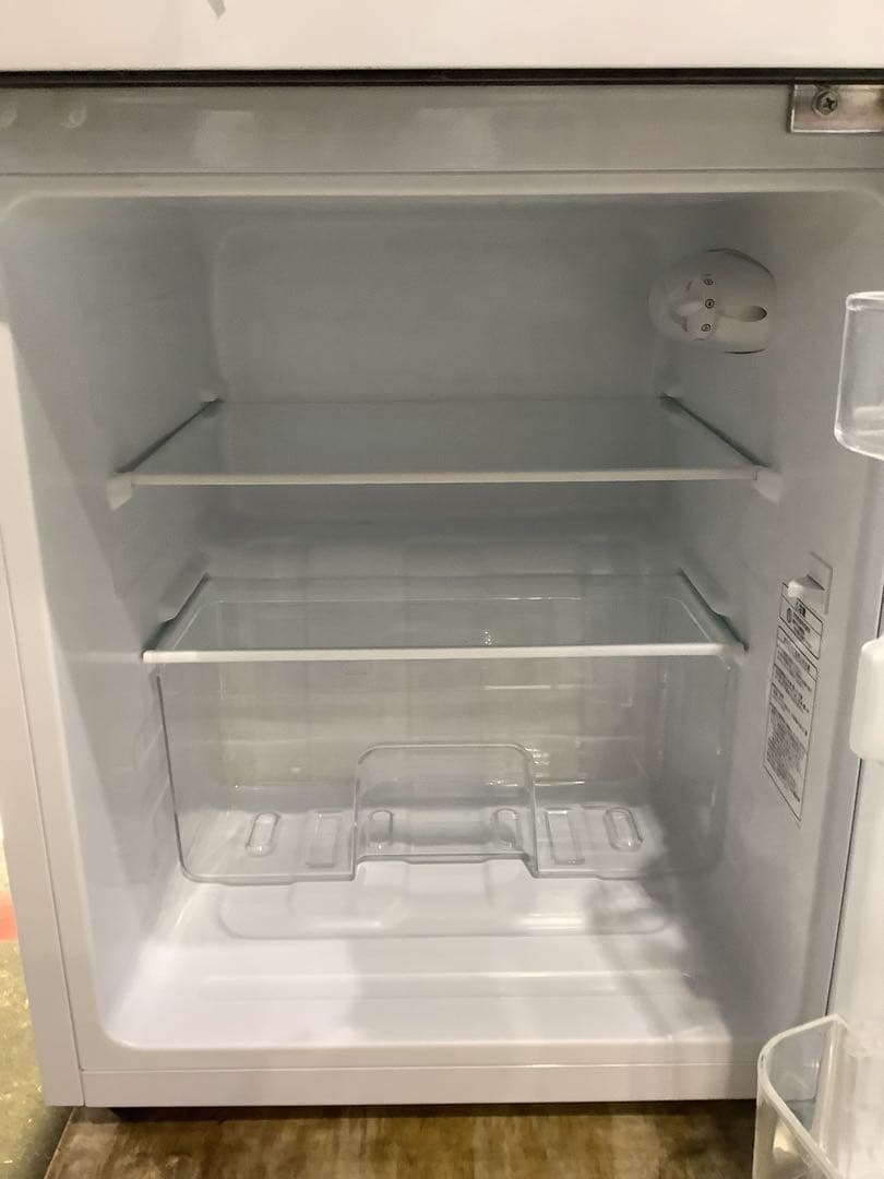 【一人暮らし用】ハイセンス 2ドア冷蔵庫 HR-B95A 93L 2019年製