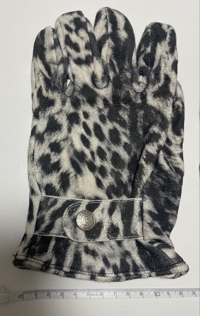 DELAY by win&sons 革手袋 ヒョウ柄