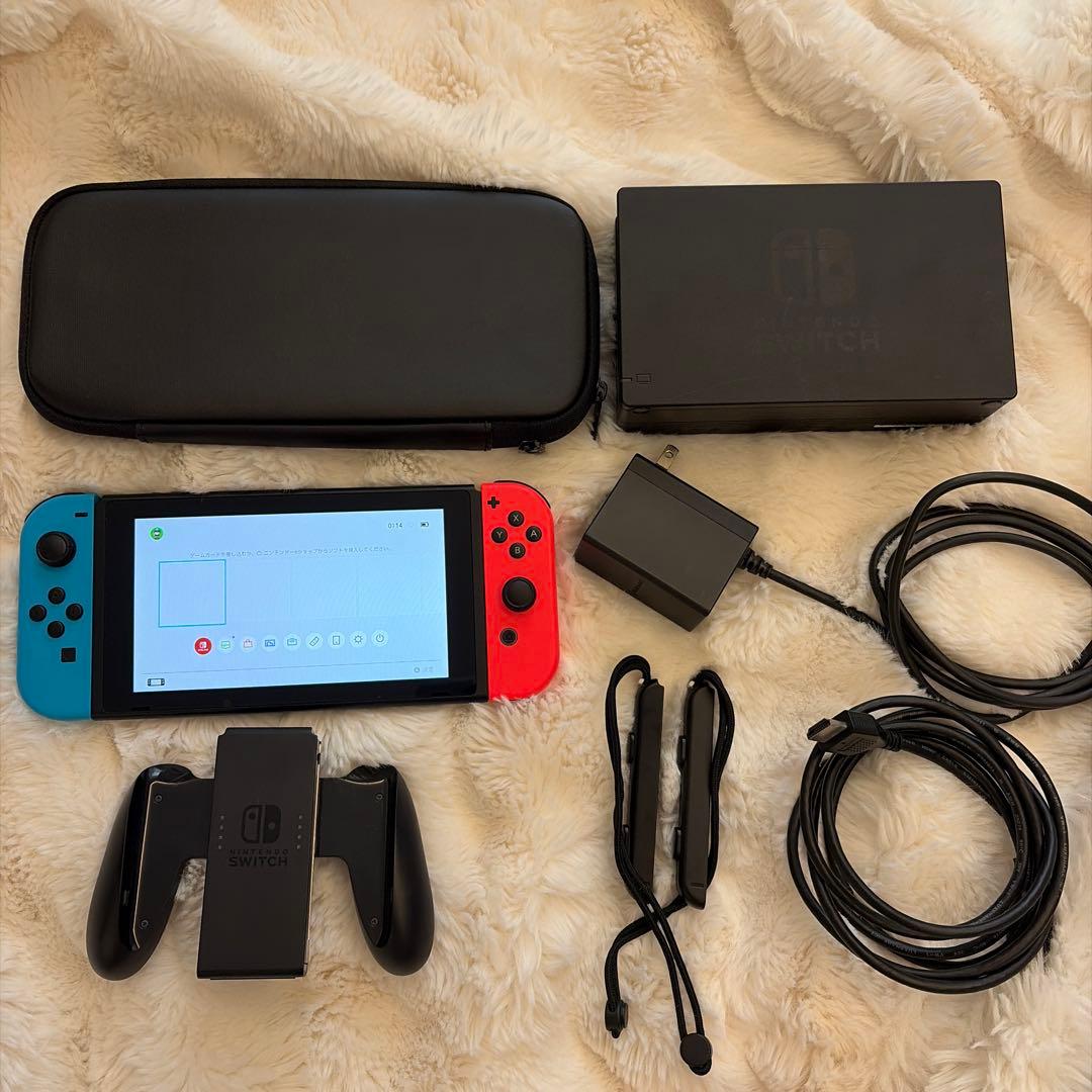 Nintendo Switch 本体 赤/青 付属品　ケース付き