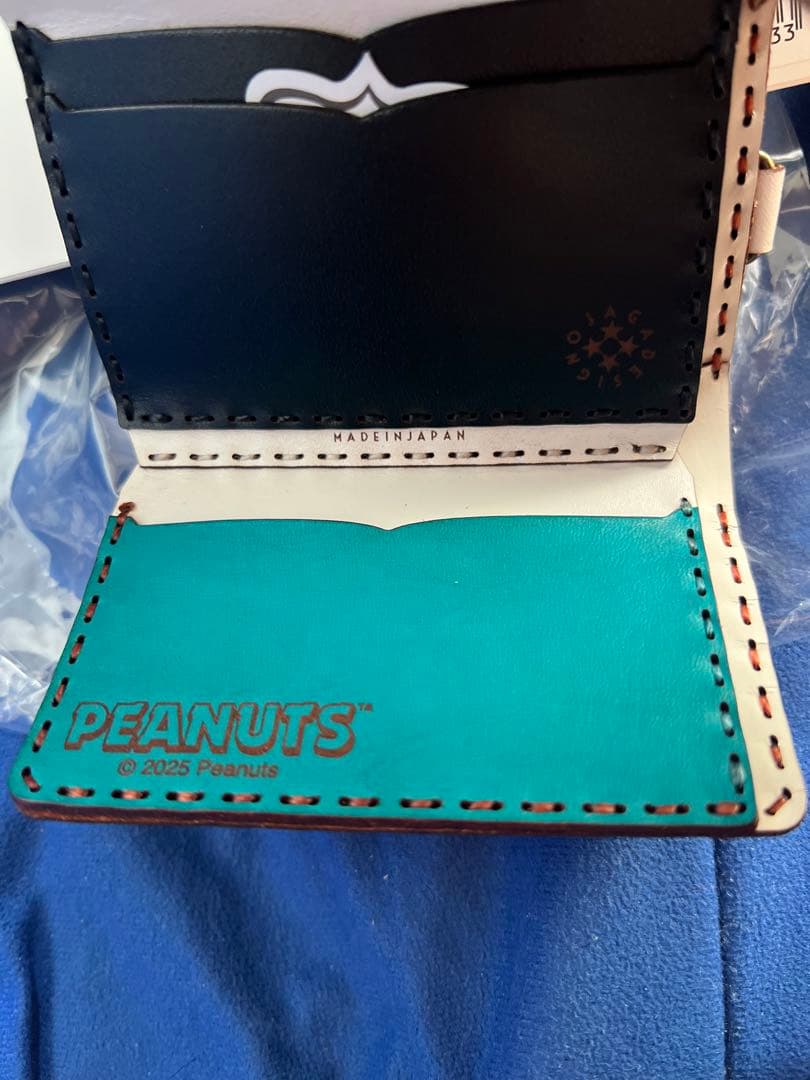 スヌーピー７５周年限定ショート財布OJAGA DESIGN