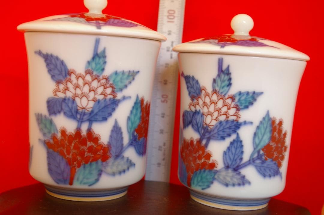 今右衛門　錦 藤袴絵　組湯吞 蓋付 共箱付