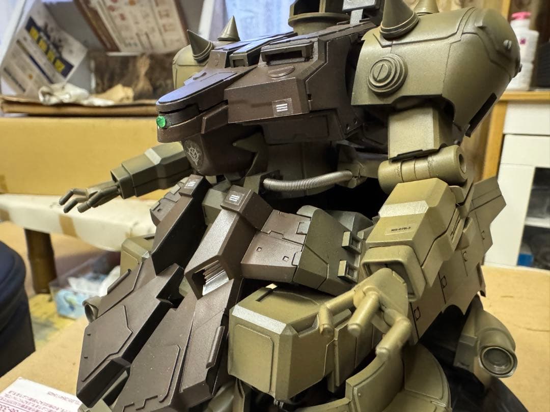 1/100 ザメル　塗装済み完成品