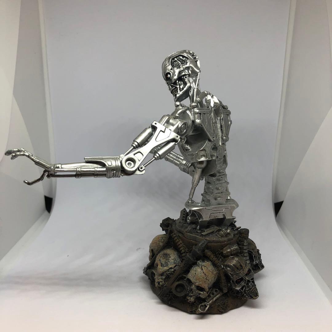 ターミネーター4 ミニバストT-RIP 単品　箱無し　シリアルナンバー1092