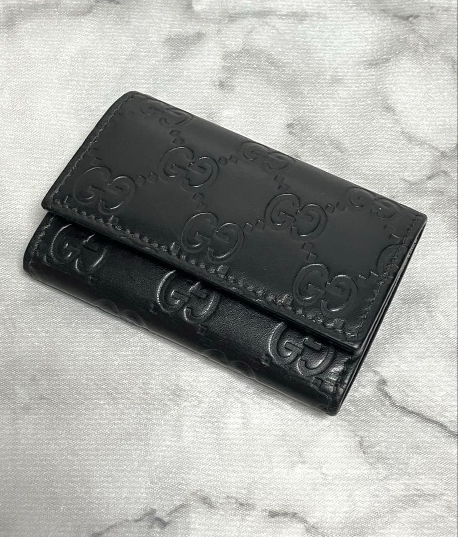 美品　GUCCI グッチ　GGシマライン　ブラック レザー　6連キーケース