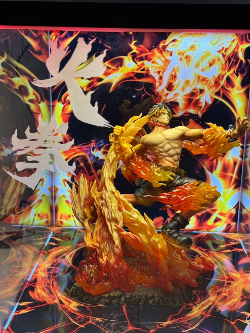 POP MAXIMUM ワンピース フィギュア エース 火拳 LEDケース付き