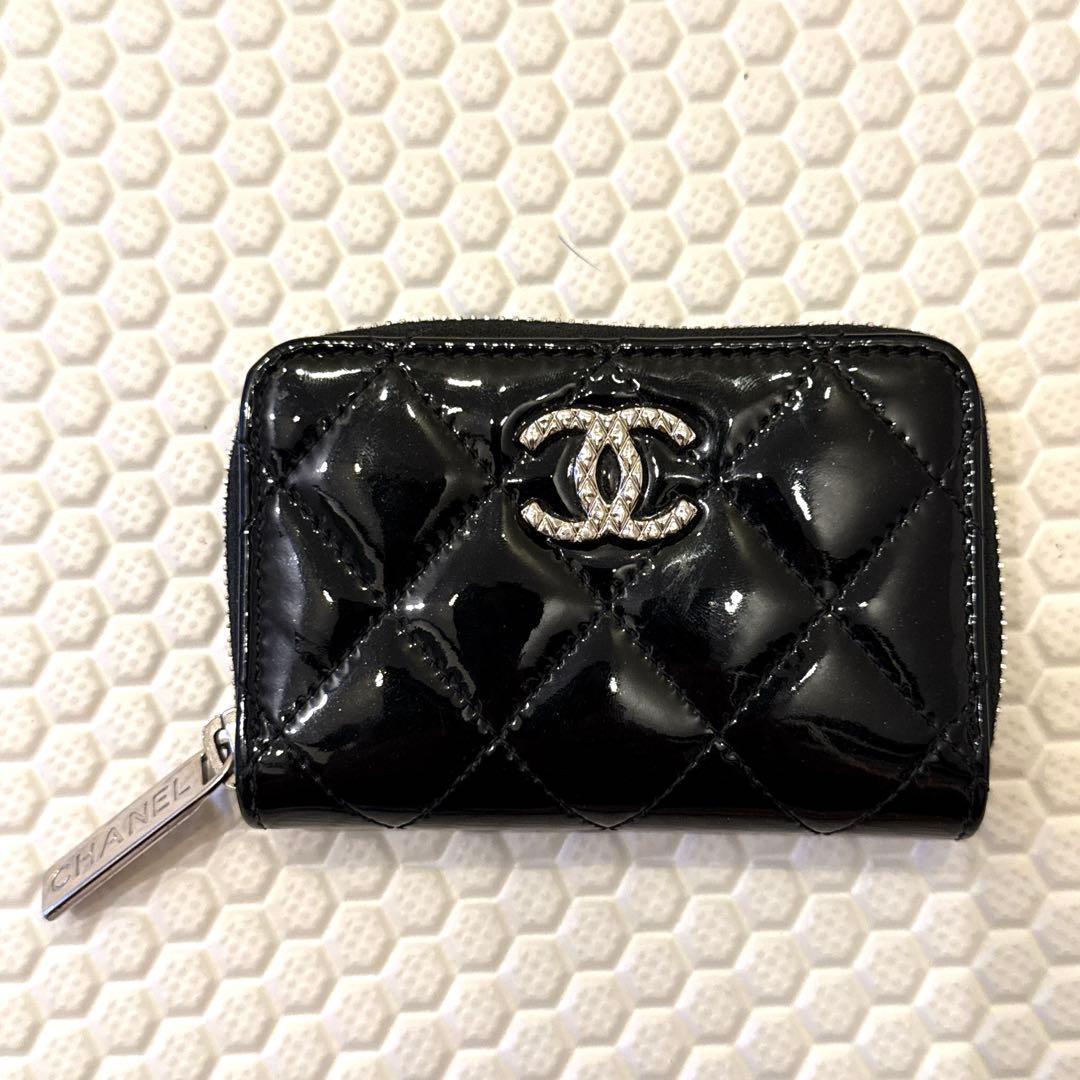 CHANEL パテント ラムスキン ケース　ブラック